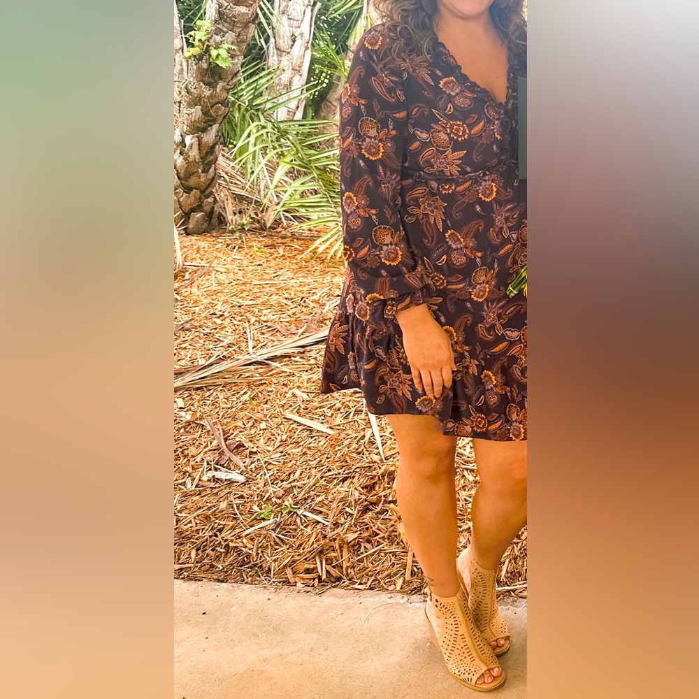 Pretty midi floral dress